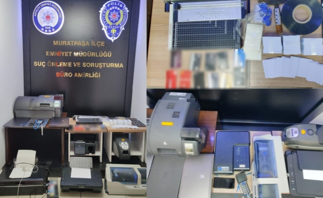 Bıçakla yaralama ve resmi belgede sahtecilik olaylarının şüphelileri yakalandı Bıçakla yaralama ve resmi belgede sahtecilik olaylarının şüphelileri yakalandı