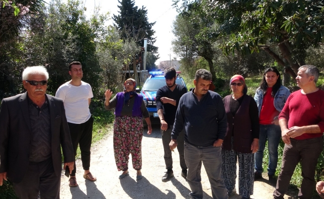 Müstakil evdeki patlamalar mahalleliyi isyan ettirdi Müstakil evdeki patlamalar mahalleliyi isyan ettirdi