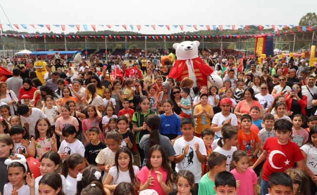 AKSU’DA 23 NİSAN COŞKUYLA KUTLANDI