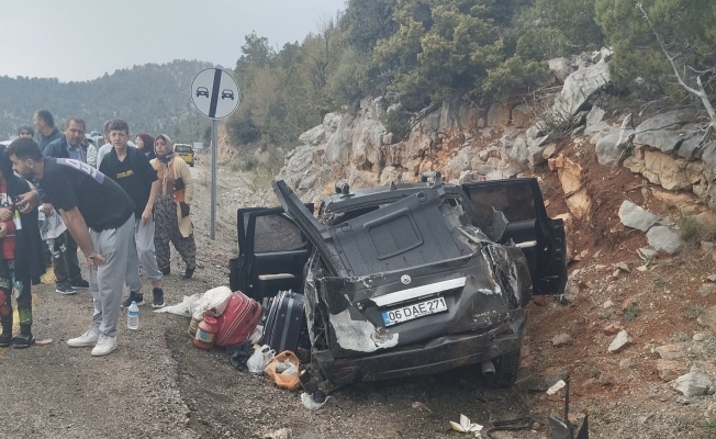 Antalya’da trafik kazası: 5 yaralı