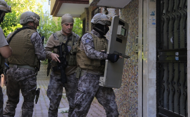 Antalya'da sosyal medya üzerinden uyuşturucu satışına eş zamanlı operasyon