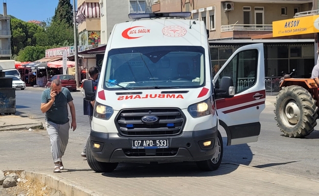 Gazipaşa'da otomobil ile motosiklet çarpıştı: 1 yaralı Gazipaşa'da otomobil ile motosiklet çarpıştı: 1 yaralı