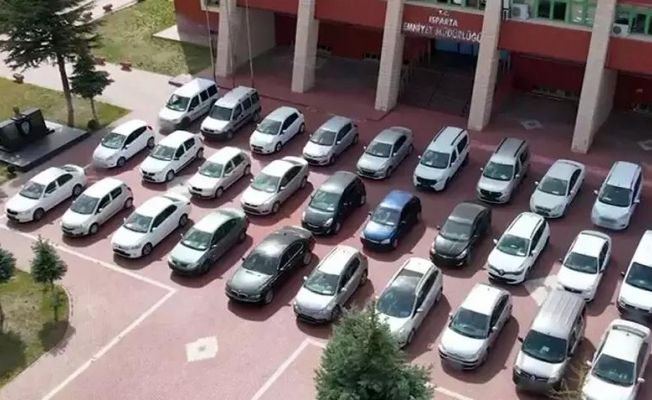 Isparta merkezli 10 ilde 14 milyonluk vurgun! Isparta merkezli 10 ilde 14 milyonluk vurgun!