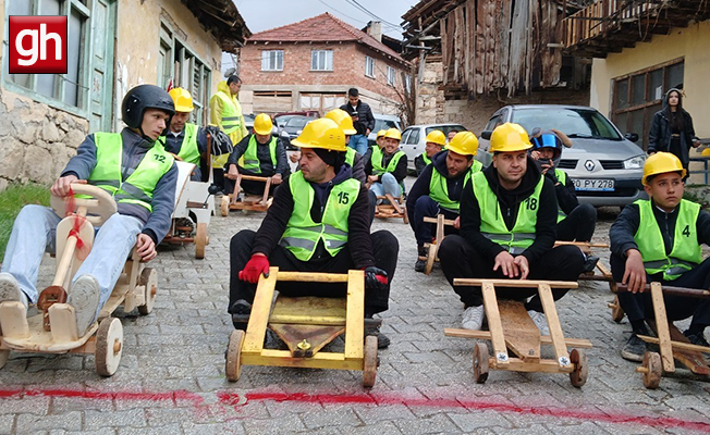  Fren yok, heyecan çok, geleneksel yarış nefes kesti!