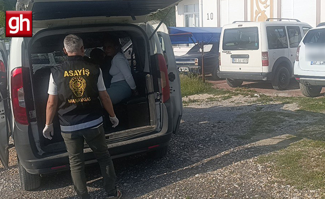 Camiye gelen eski belediye başkanına büyük şok! Camiye gelen eski belediye başkanına büyük şok!
