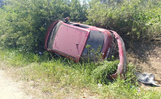 Kazanın ardından otomobilini bırakıp giden sürücüye plakadan ulaşıldı Kazanın ardından otomobilini bırakıp giden sürücüye plakadan ulaşıldı