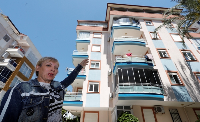 Lüks dairesini kiraya veren kadının hayatı alt üst oldu! Lüks dairesini kiraya veren kadının hayatı alt üst oldu!