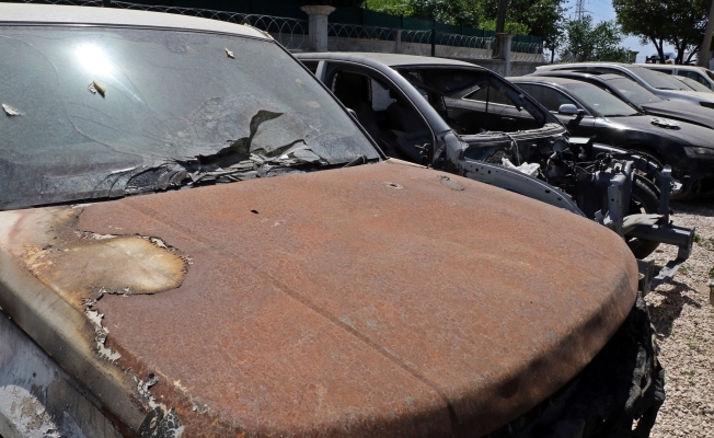 Yediemin otoparkları araç mezarlığına döndü, 25 yıldır bekleyen araçlar var
