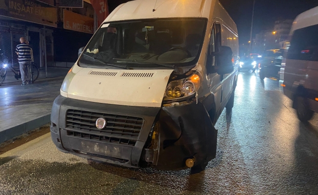 Antalya'da minibüsün çarptığı çocuk hayatını kaybetti Antalya'da minibüsün çarptığı çocuk hayatını kaybetti