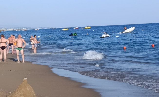Antalya'da tatil yapan turist denizde boğuldu Antalya'da tatil yapan turist denizde boğuldu