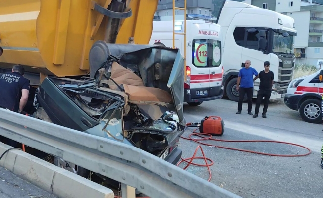 Burdur'da feci kaza: 18 yaşındaki sürücü hayatını kaybetti Burdur'da feci kaza: 18 yaşındaki sürücü hayatını kaybetti
