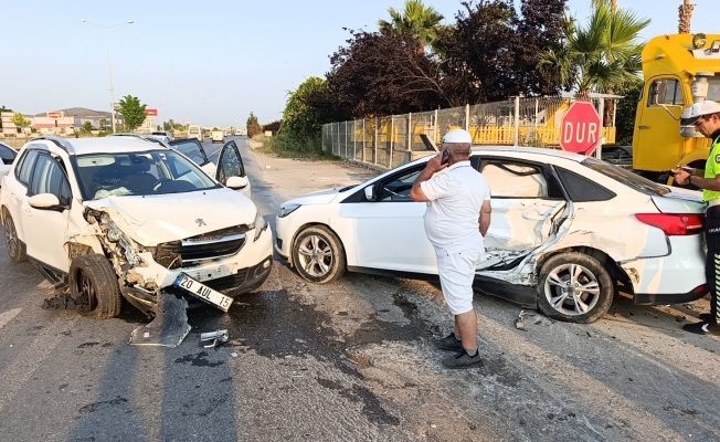 Otomobillerin hurdaya döndüğü kaza!