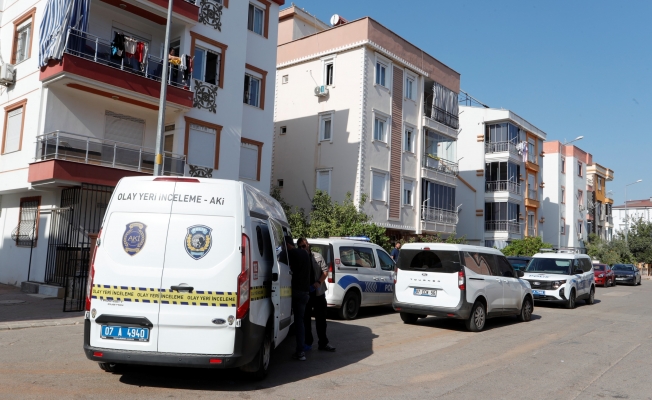 Antalya'da eski eş dehşet saçtı! Antalya'da eski eş dehşet saçtı!