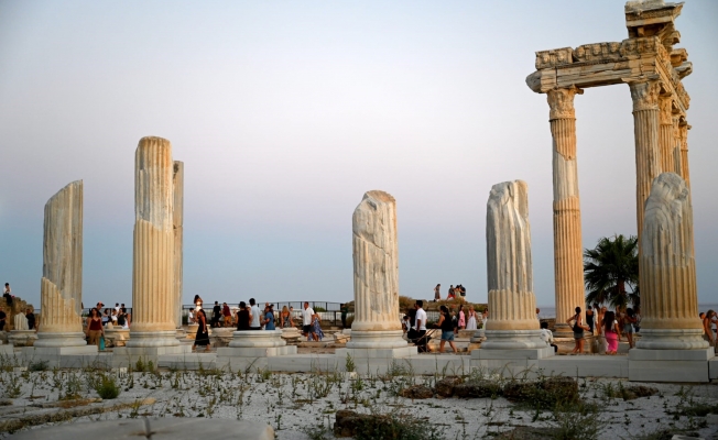 Antalya turizmde rekor tazeledi