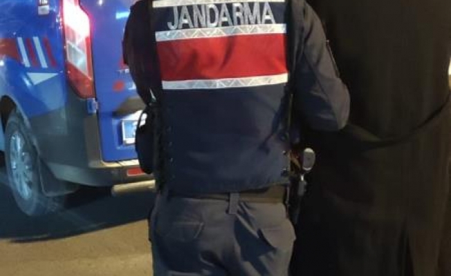  Jandarma, Serik’te definecileri suçüstü yakaladı