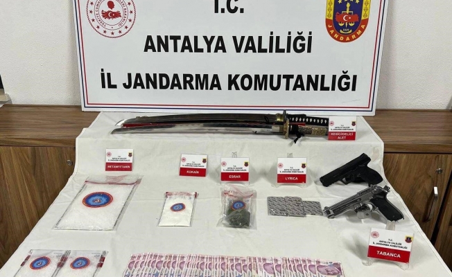 Jandarmadan uyuşturucu operasyonu