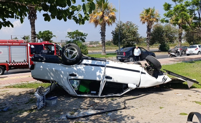 Takla atıp ters dönen Fiat Tofaş hurdaya döndü: 1 yaralı Takla atıp ters dönen Fiat Tofaş hurdaya döndü: 1 yaralı