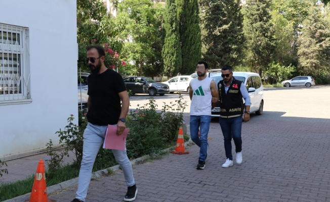 Telefonda başlayan tartışma cinayetle bitmişti: Şüpheli adliyeye sevk edildi Telefonda başlayan tartışma cinayetle bitmişti: Şüpheli adliyeye sevk edildi