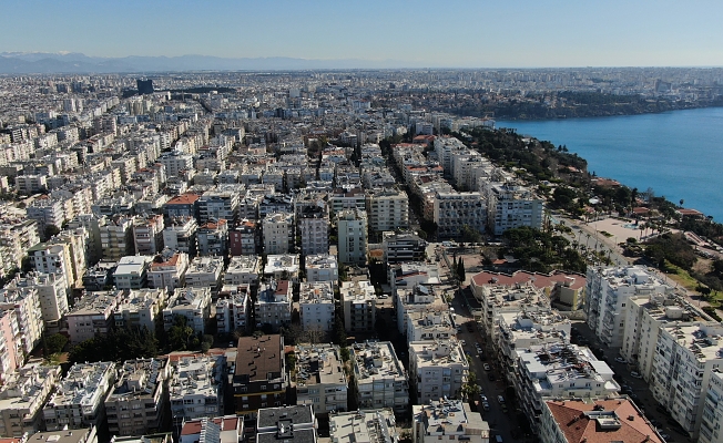 Antalya’da Ağustos ayında 6 bin 999 konut satıldı Antalya’da Ağustos ayında 6 bin 999 konut satıldı