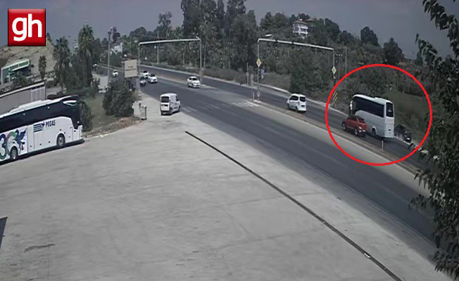 Araçlara çarpmamak için otomobilini şarampole sürdü!