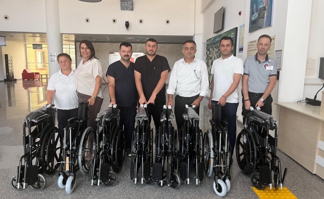 Hayırsever aileden 8 adet tekerlekli sandalye desteği