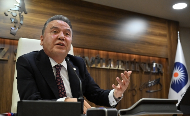 Muhittin Böcek hastaneye sevk edildi