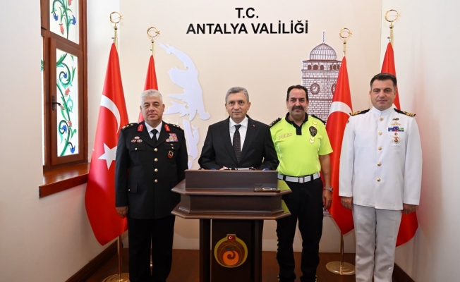 Vali Şahin: Serik yolundaki hız sınırı UKOME’de gündeme gelecek Vali Şahin: Serik yolundaki hız sınırı UKOME’de gündeme gelecek