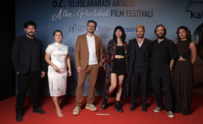 62. Uluslararası Antalya Altın Portakal Film Festivali kırmızı halı geçişiyle başladı 62. Uluslararası Antalya Altın Portakal Film Festivali kırmızı halı geçişiyle başladı