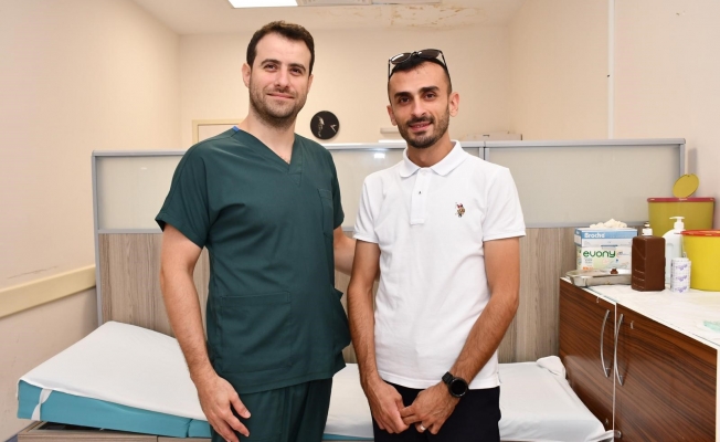 Akciğeri sönen hasta, uyanık şekilde yapılan ameliyatla sağlığına kavuştu Akciğeri sönen hasta, uyanık şekilde yapılan ameliyatla sağlığına kavuştu