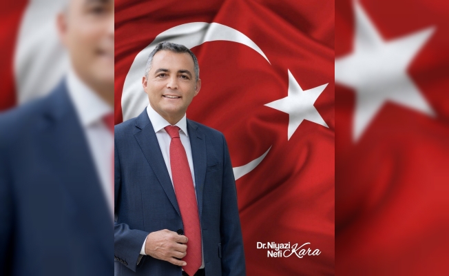  Niyazi Nefi Kara, CHP'den istifa etti
