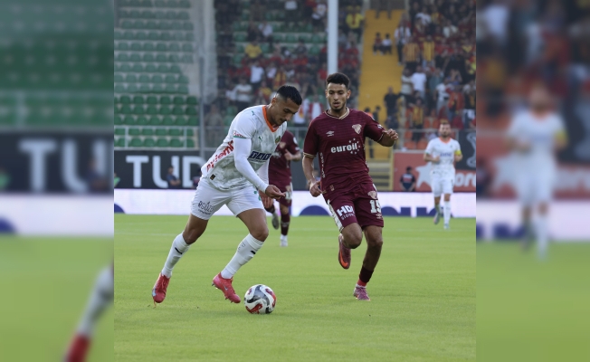 Trendyol Süper Lig: Alanyaspor: 1 - Göztepe: 0 Trendyol Süper Lig: Alanyaspor: 1 - Göztepe: 0
