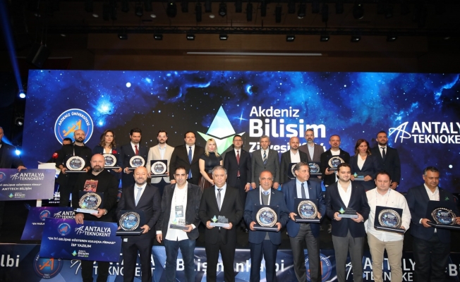  Antalya Teknokent Ev Sahipliğinde 9. Akdeniz Bilişim Zirvesi