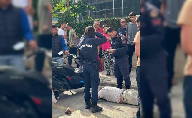 Boşanma aşamasındaki eşini sokakta yaraladı!