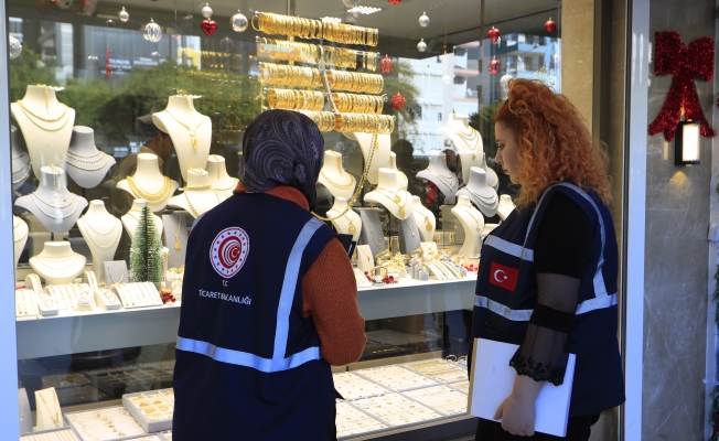 Antalya'da kuyumcu ve emlakçılara denetim!