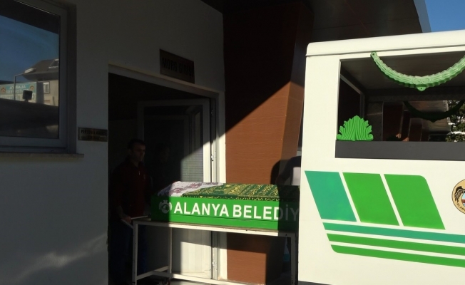Dayısının silahından çıkan kurşunla hayatını kaybeden kadının cenazesi ailesine teslim edildi