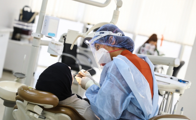 Büyükşehir'in Ağız ve Diş Sağlığı Polikliniği'nde 2025'te 7 bin vatandaşa hizmet verildi