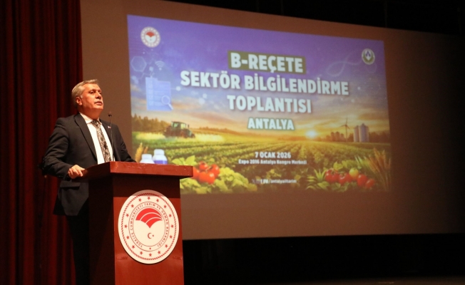 Tarımda ilaç dönemi değişiyor: B-Reçete Antalya’da anlatıldı