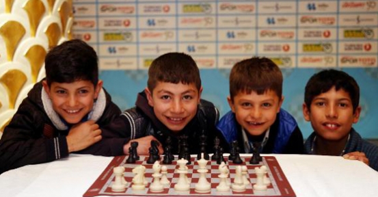 49 hanelik köyde satranç şampiyonları yetiştiriyor