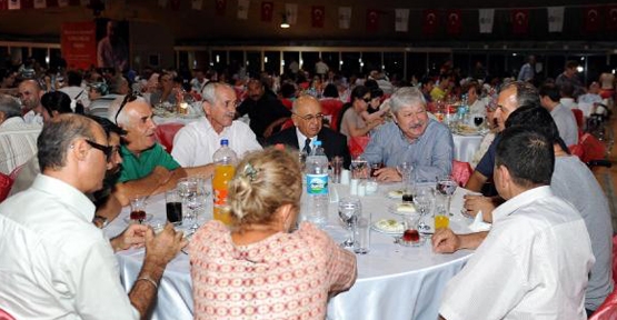 Akaydın'dan şehit yakınları ve gazilere iftar