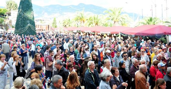 Alanya'da noel pazarı