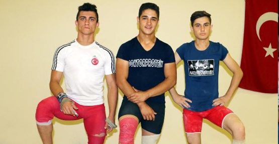 Antalyalı sporcu halterde rekor kırdı