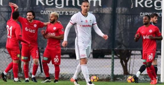 Antalyaspor Beşiktaş'ı rahat yendi: 4-2
