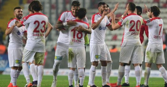 Antalyaspor Fener'i de devirdi: 1-0