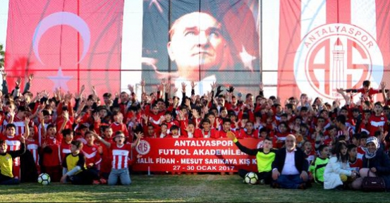 Antalyaspor'da futbol şöleni