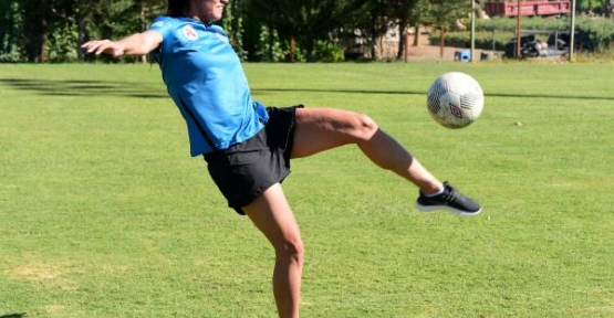 'Dişi Ronaldinho' Andrade'den şov