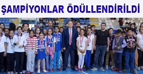 Festivalin şampiyonları ödüllendirildi