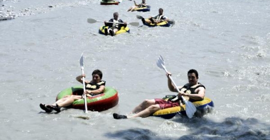 Karaçay'da rafting turu