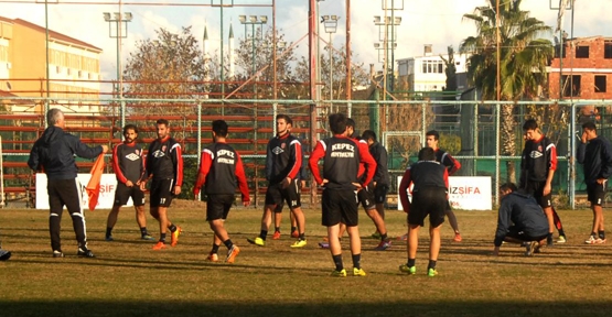 Kepez yine Kemer deplasmanında