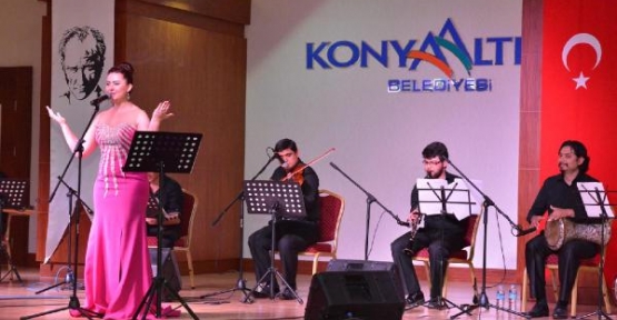 KONSEM öğretmeninden muhteşem konser