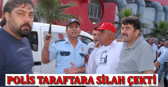 Polis taraftara silah çekti